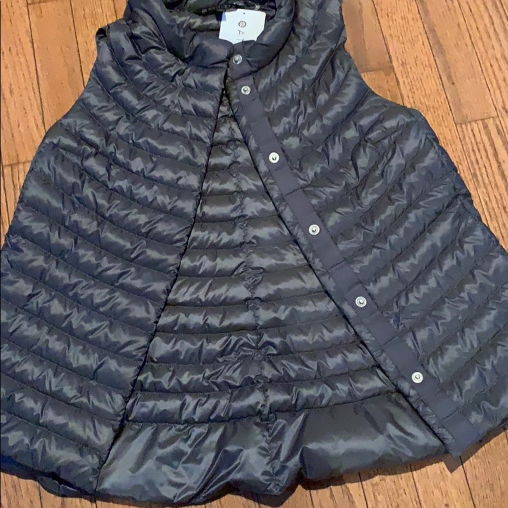 Athleta  Downkind Vest